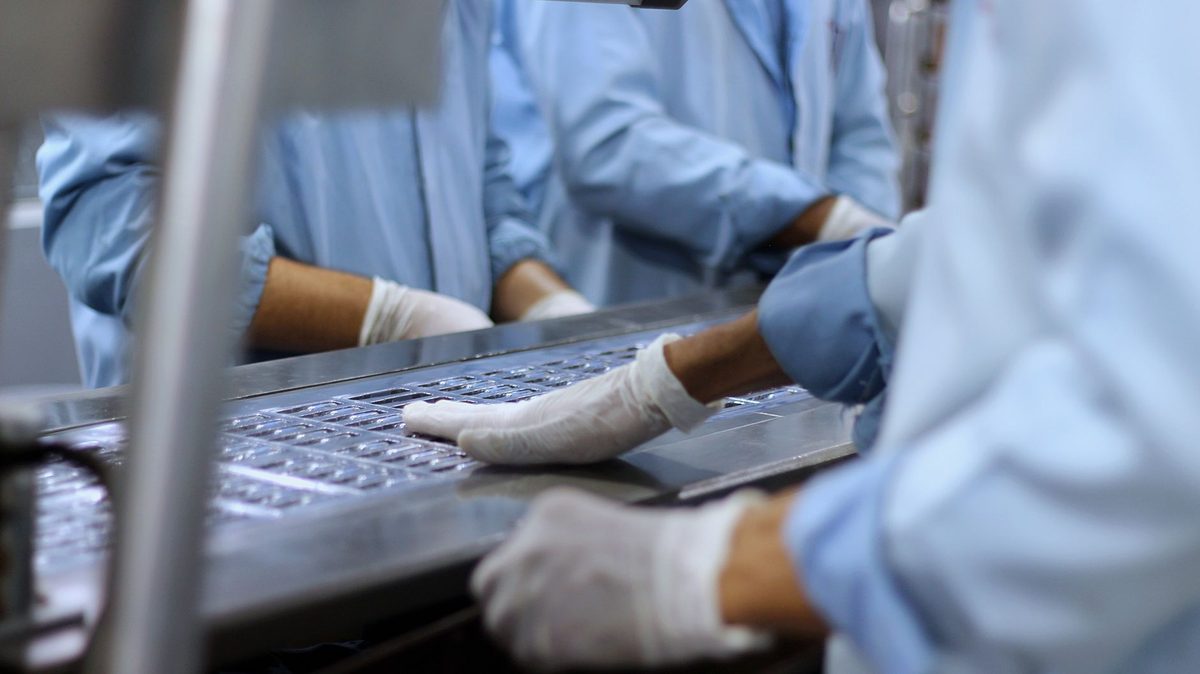 Trabalhador de frigorifico e documentos do INSS